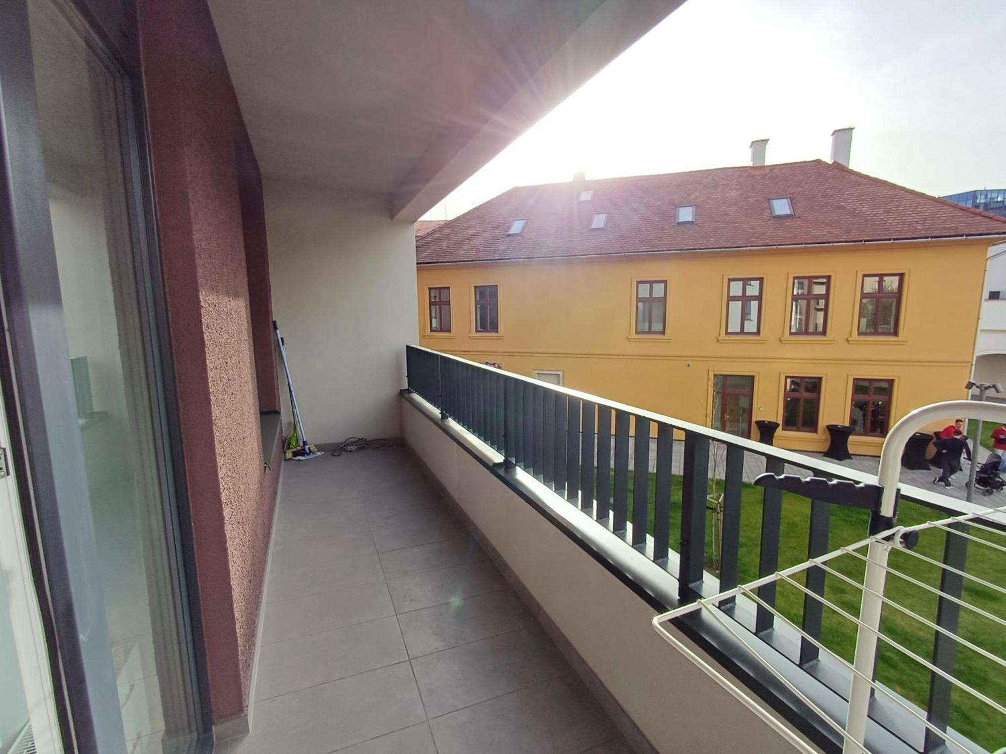 Entrez Apartment Mlynska Basta - Kosice Old Center Buitenkant foto